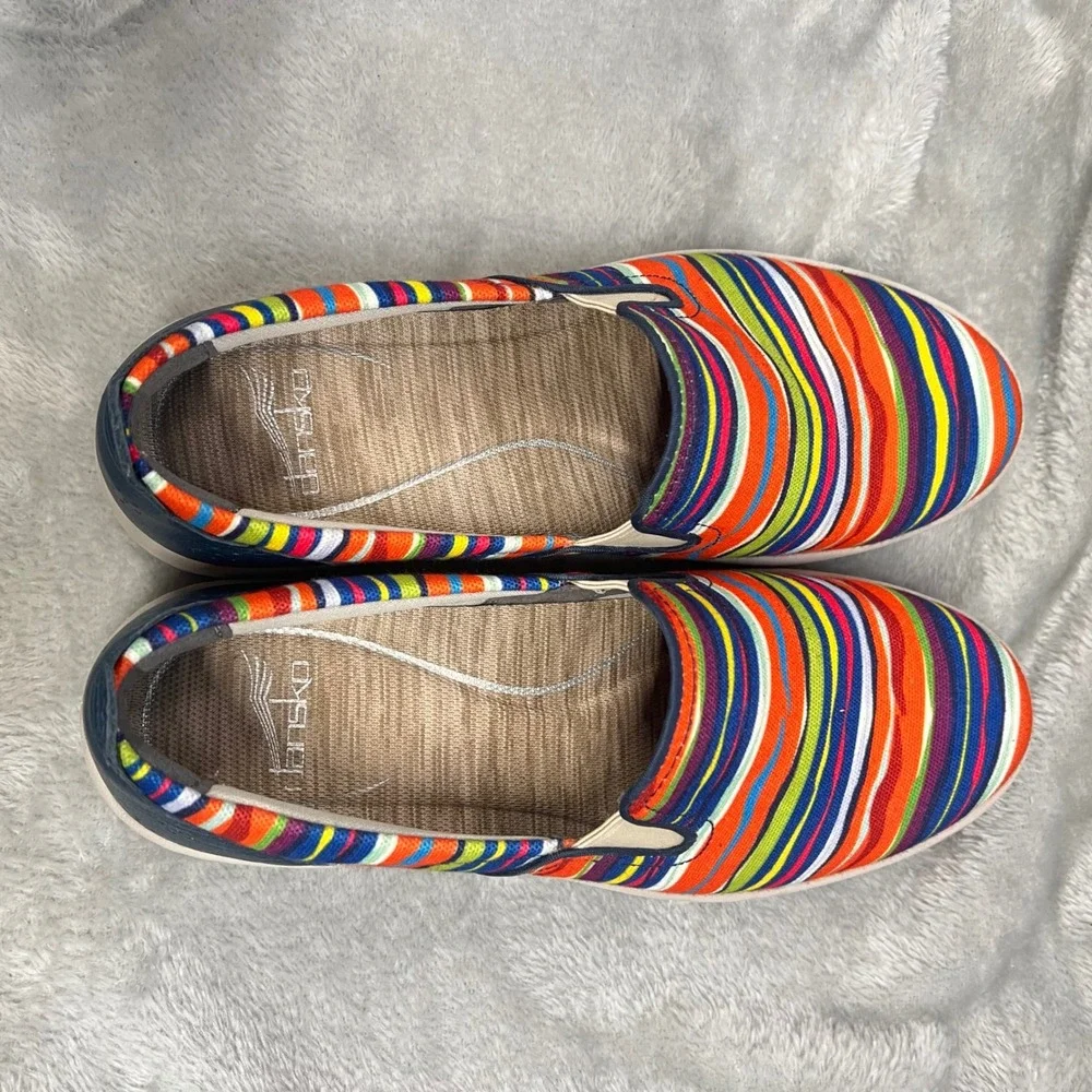 Dansko Belle Women Size‎ 7.5 Multi Color Stripe Fabric Casual Slip-on